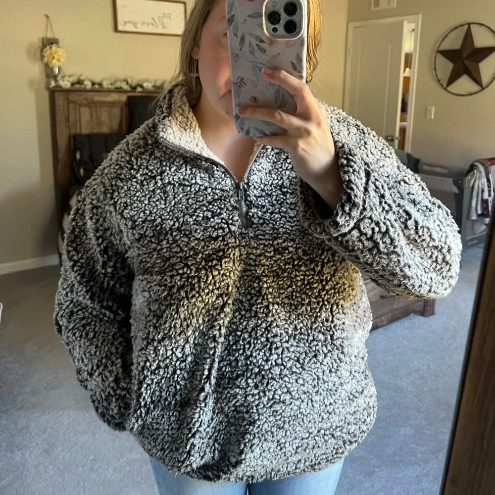 Altar’d State Sherpa Pullover - Picture 3 of 7